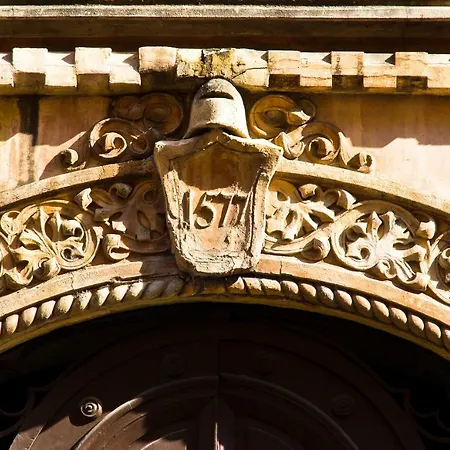 Leoncino Apartamento *